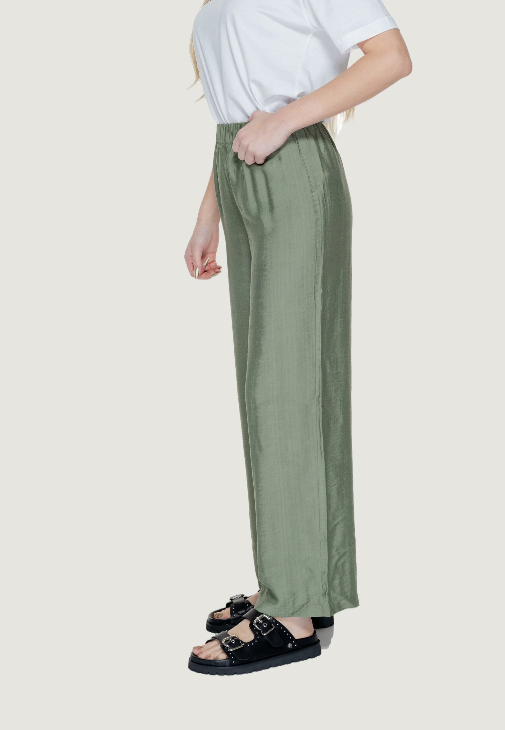 Pantalón 15319204 de Only Onlzabbi Paula Hw Pant Life  Wvn Deep Lichen Green