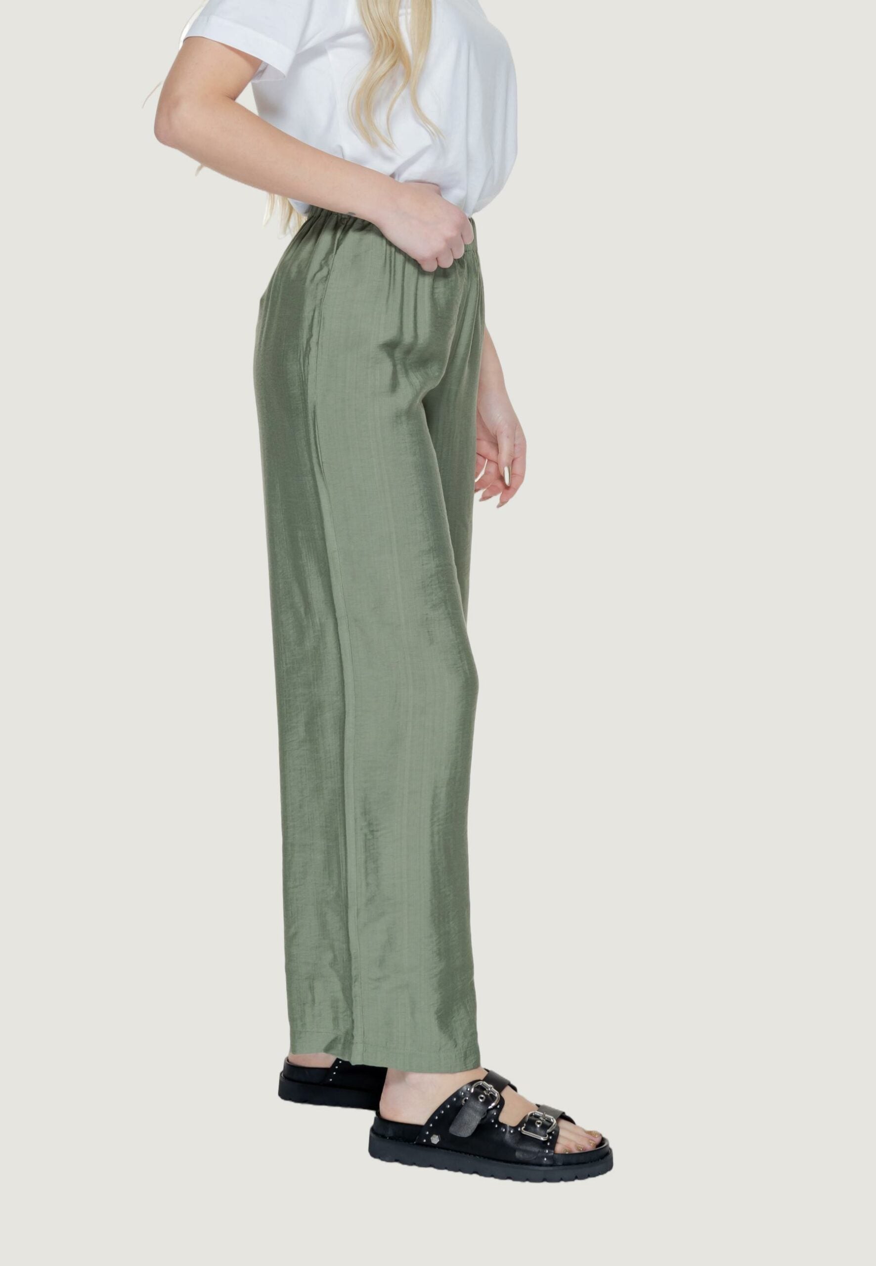 Pantalón 15319204 de Only Onlzabbi Paula Hw Pant Life  Wvn Deep Lichen Green