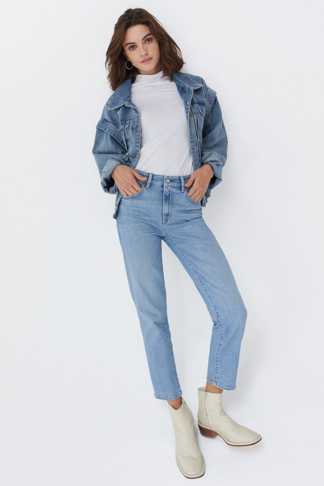 New Fit Cropped Denim Claro 8501 - dvjeans